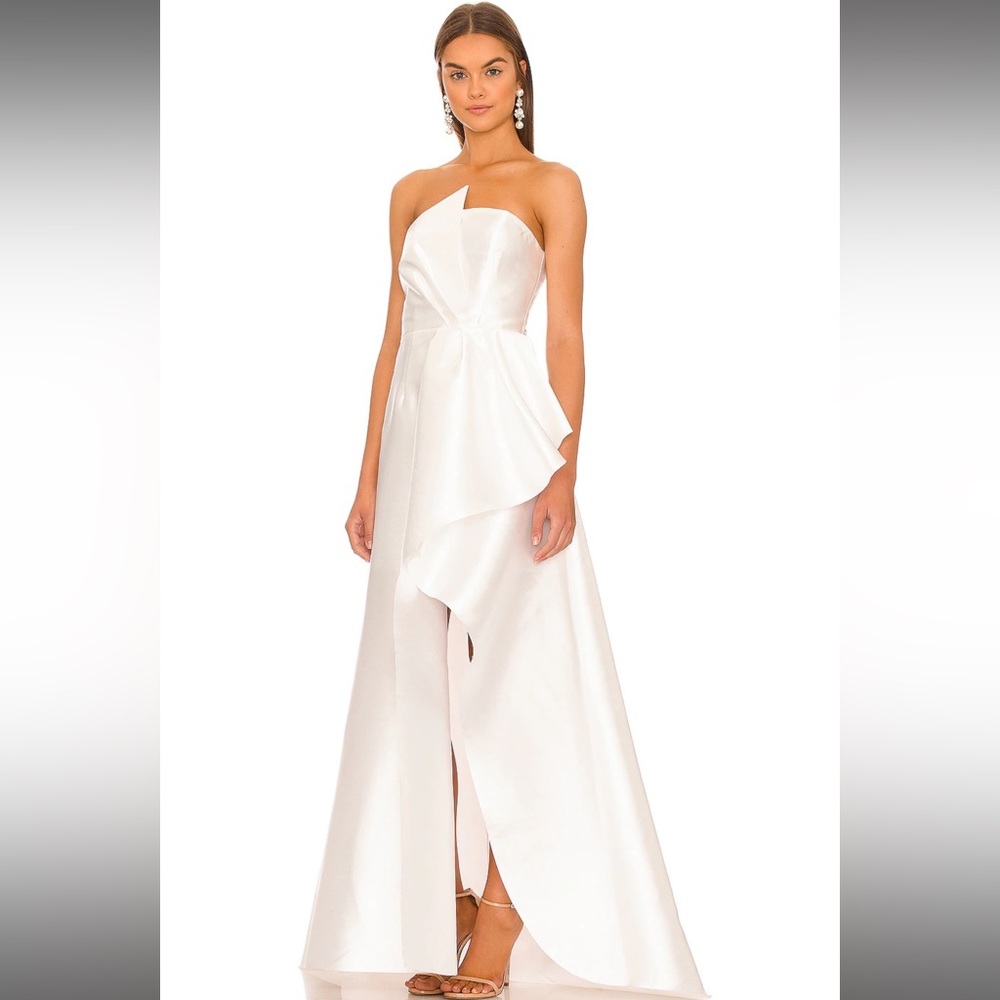 Protea Gown in Ivory - ELLIATT